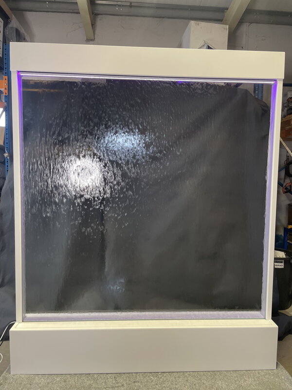 ALUNA Color – výroba na míru v barvě